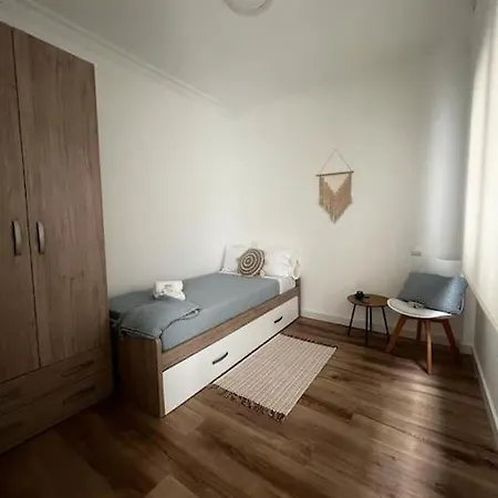 Lejlighed Gris Con Parking Gratis Vigo