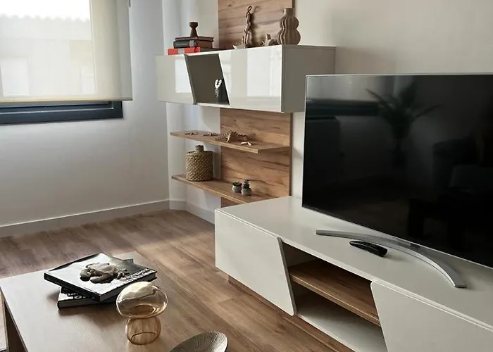 Gris Con Parking Gratis