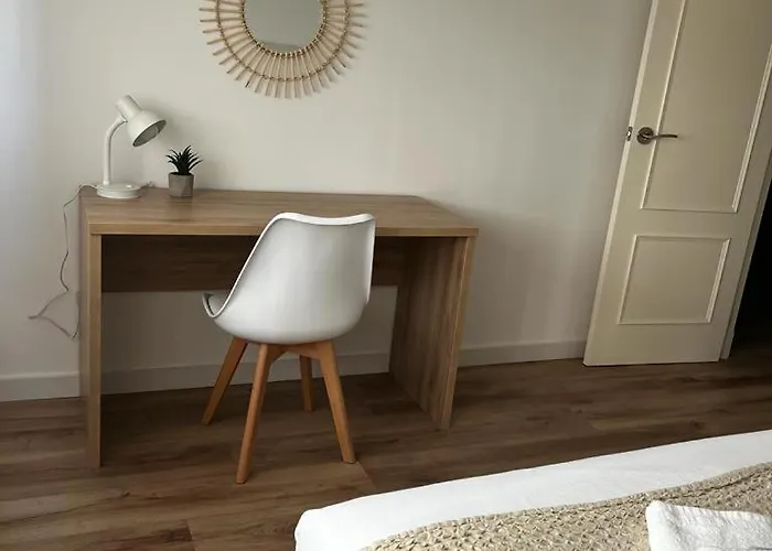 Gris Con Parking Gratis *